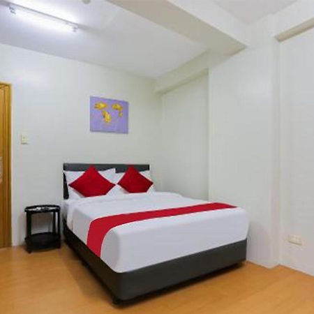 Anglo Residences Manila Quezon City Exterior photo