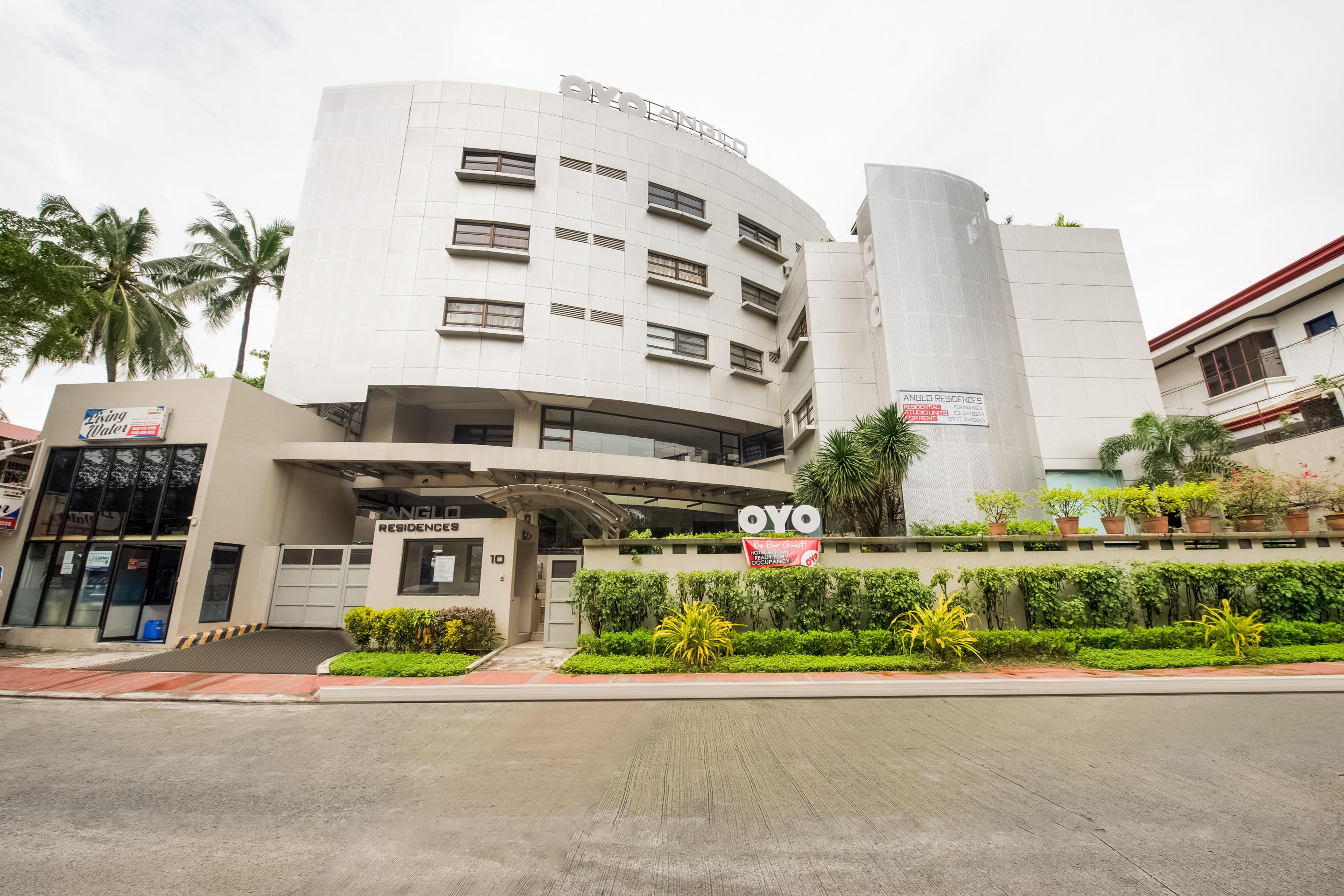 Anglo Residences Manila Quezon City Exterior photo