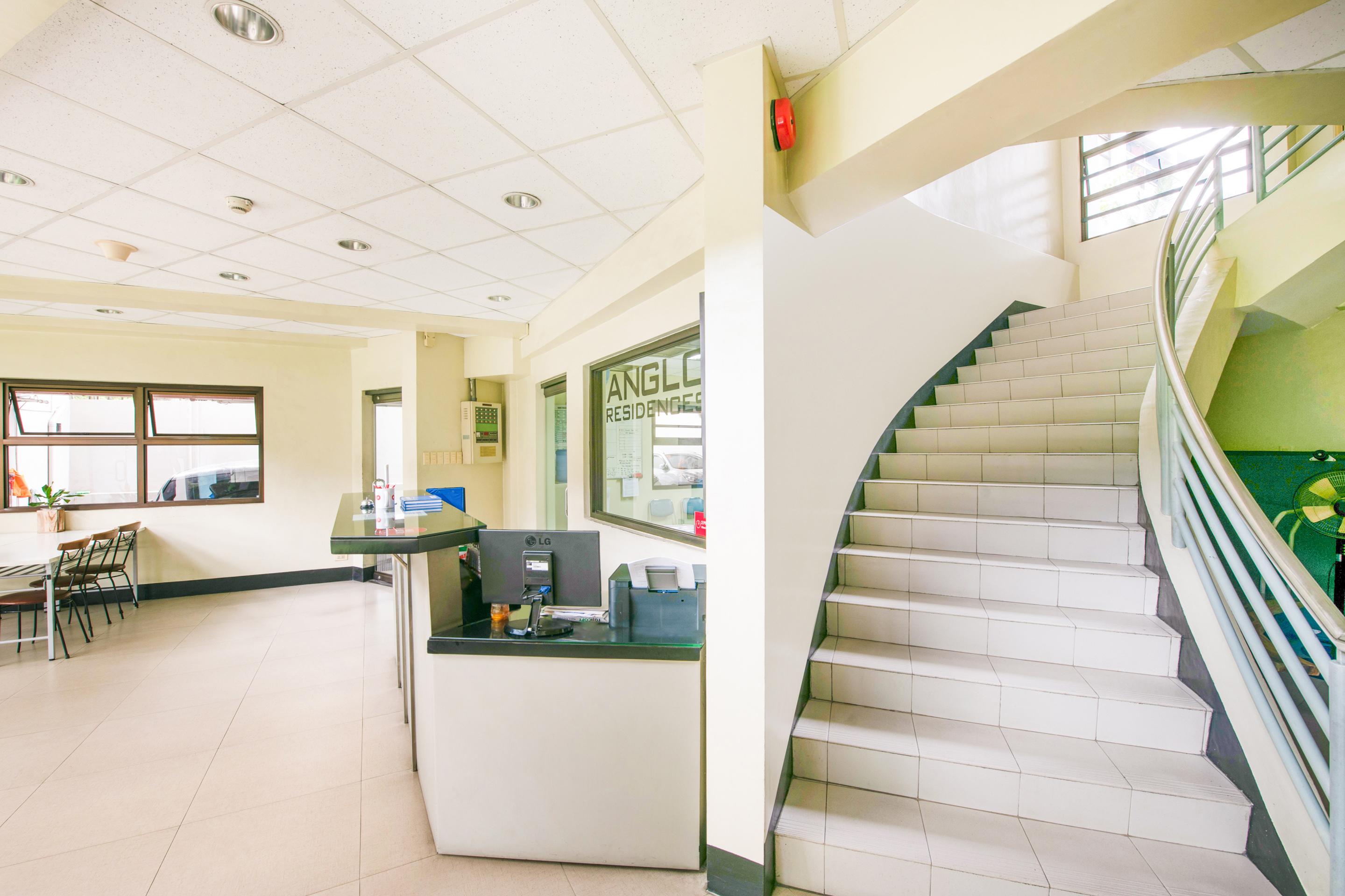 Anglo Residences Manila Quezon City Exterior photo
