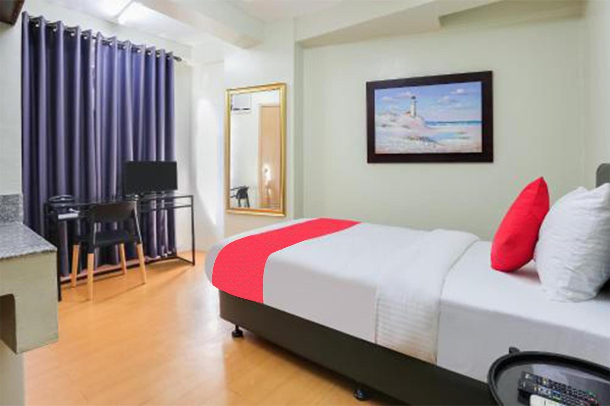 Anglo Residences Manila Quezon City Exterior photo